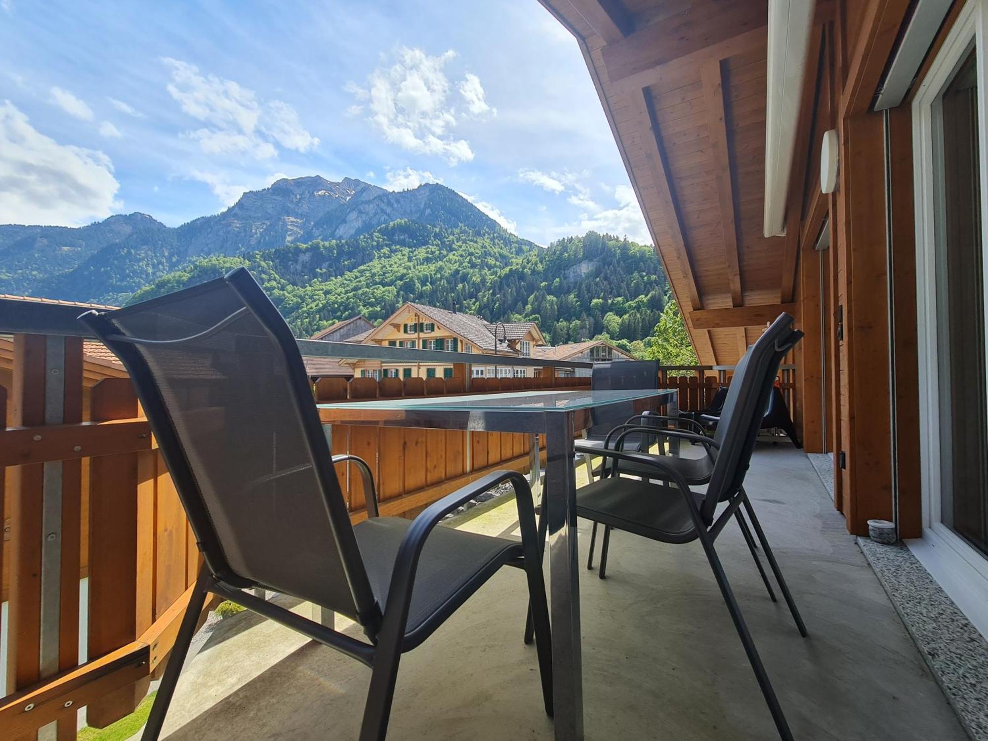 Апартаменты Jungfrau Penthouse - Aare Jungfrau Ag Вильдерсвиль Экстерьер фото